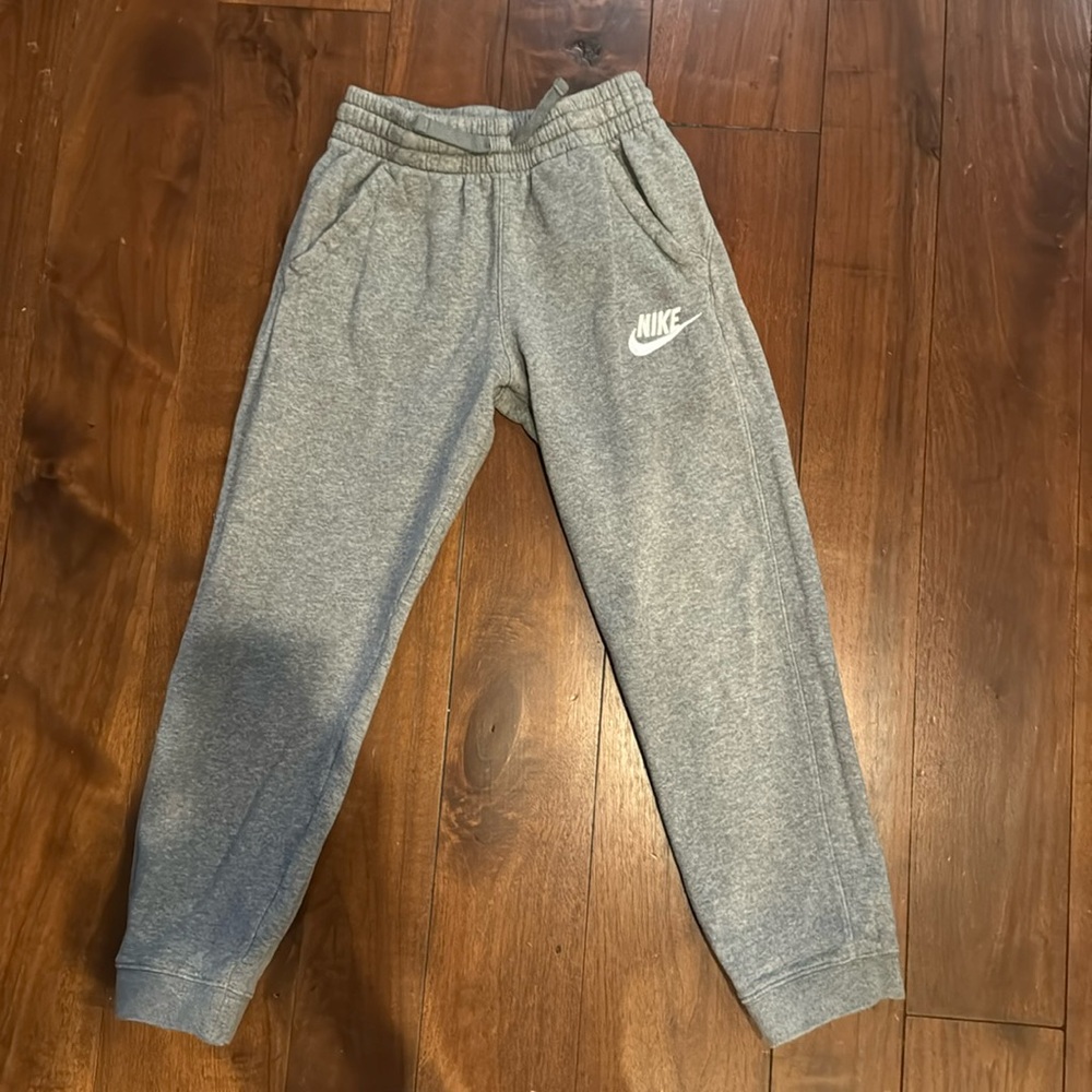 Nike Boys Sweatpants size M 80% Cotton/20% Polyester
